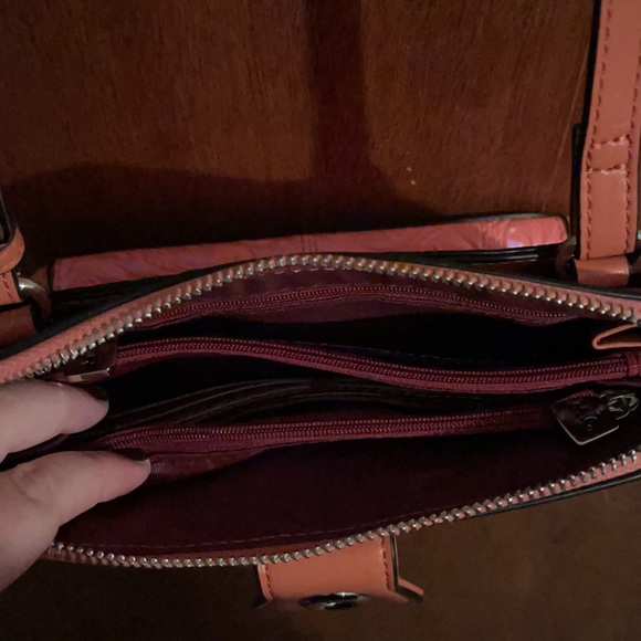 Pink Purse - Picture 4 of 4